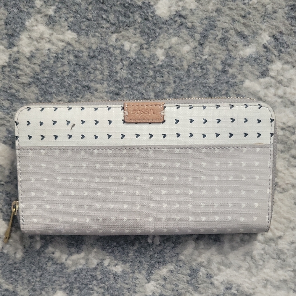 Fossil Cream and Gray Patterned Wallet